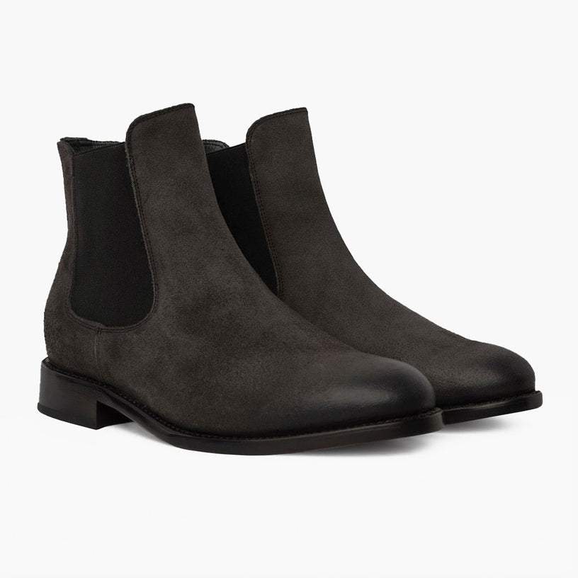 Timeless Design: Suede Chelsea Boots For Men