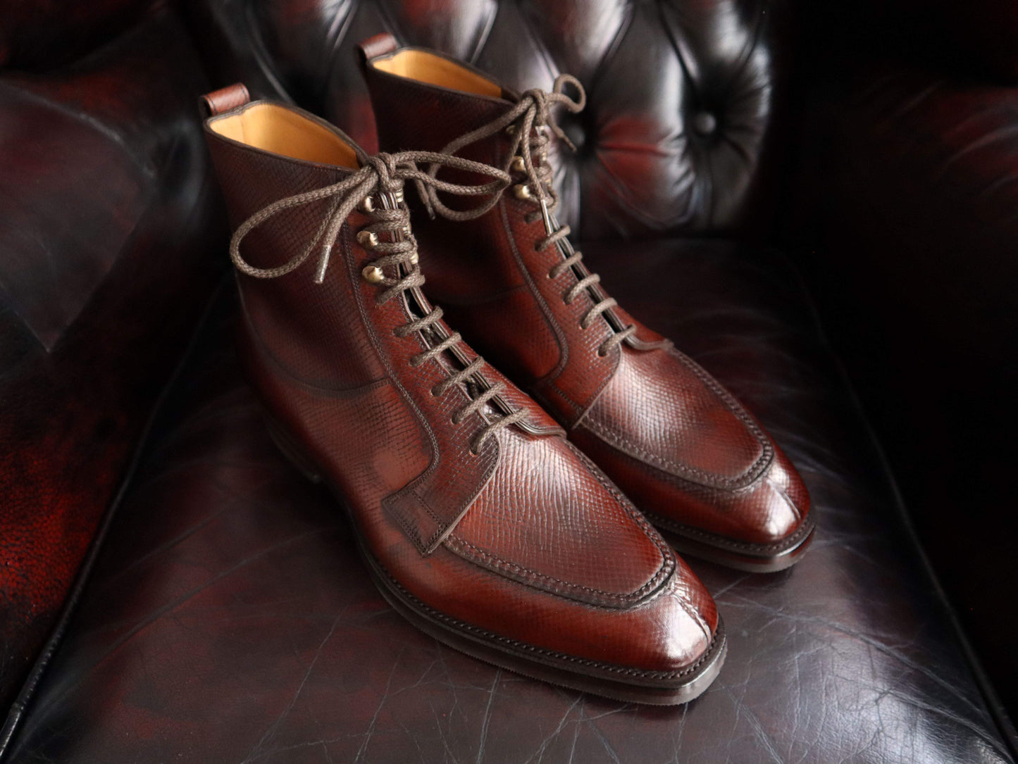 Men's Genuine Leather Handcrafted Lace-Up Boots