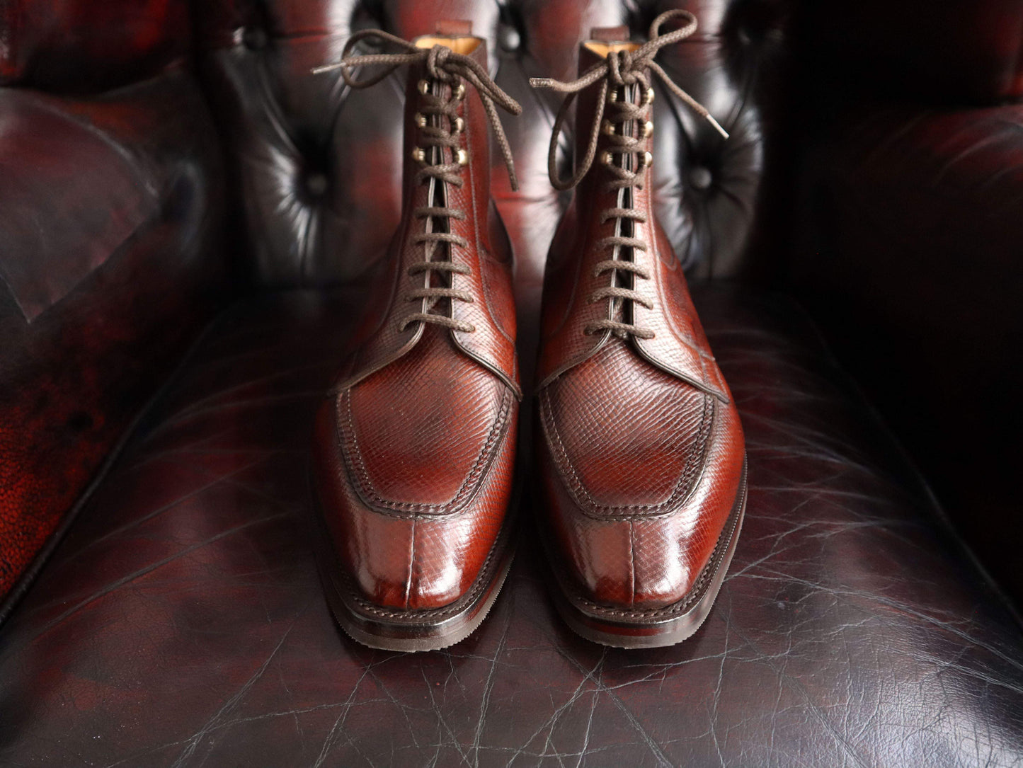 Men's Genuine Leather Handcrafted Lace-Up Boots